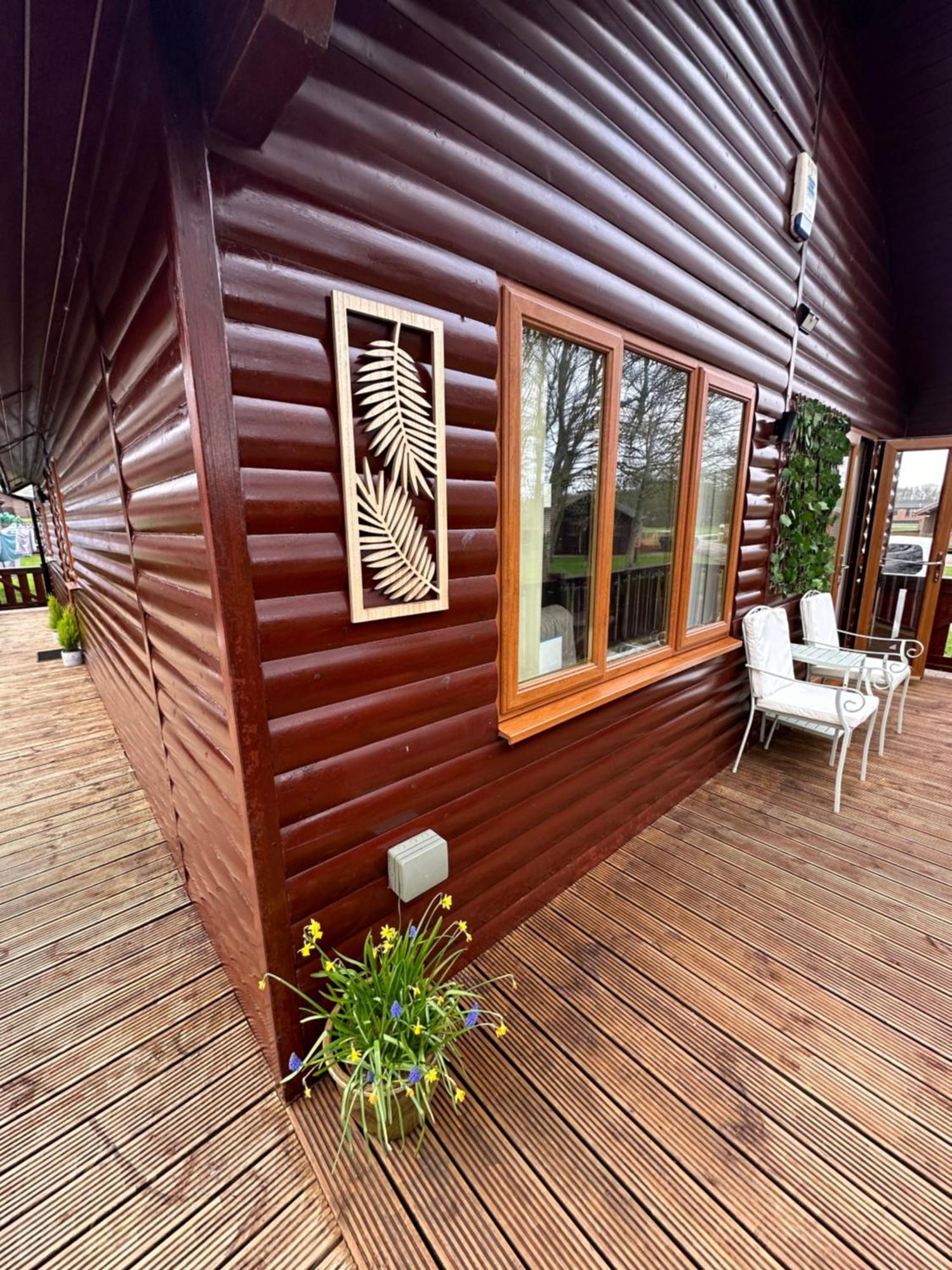 Max'S Woodland Lodge Bridlington Exterior photo